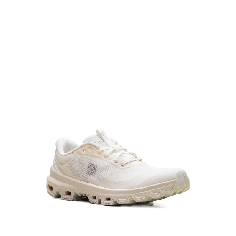 ON Cloudventure 2 "Egg Shell" x Loewe sneakers
