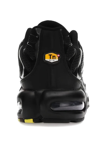 Nike Air Max Plus "Triple Black" sneakers