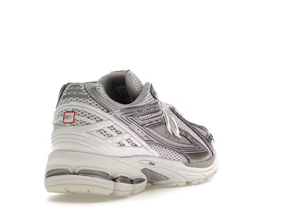 New Balance 1906R
Urbancore Silver