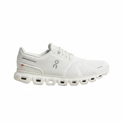 On Running ON Cloud 6 white