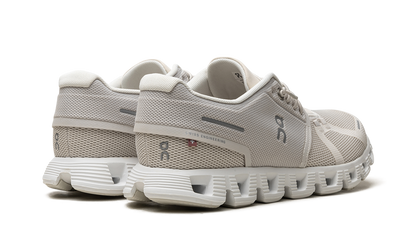 ON CLOUD RUNNING
CLOUD 5
"PEARL/WHITE"