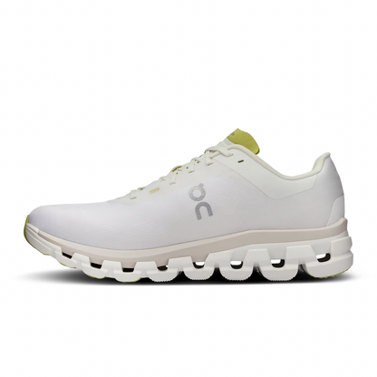 On Cloudflow 4 White/Sand