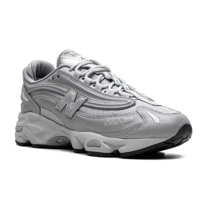 New Balance 1000 – Silver Reflective