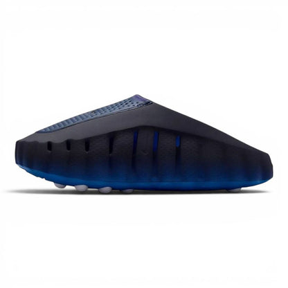 Nike Mind 001 Slide
Blackened Blue Game Royal