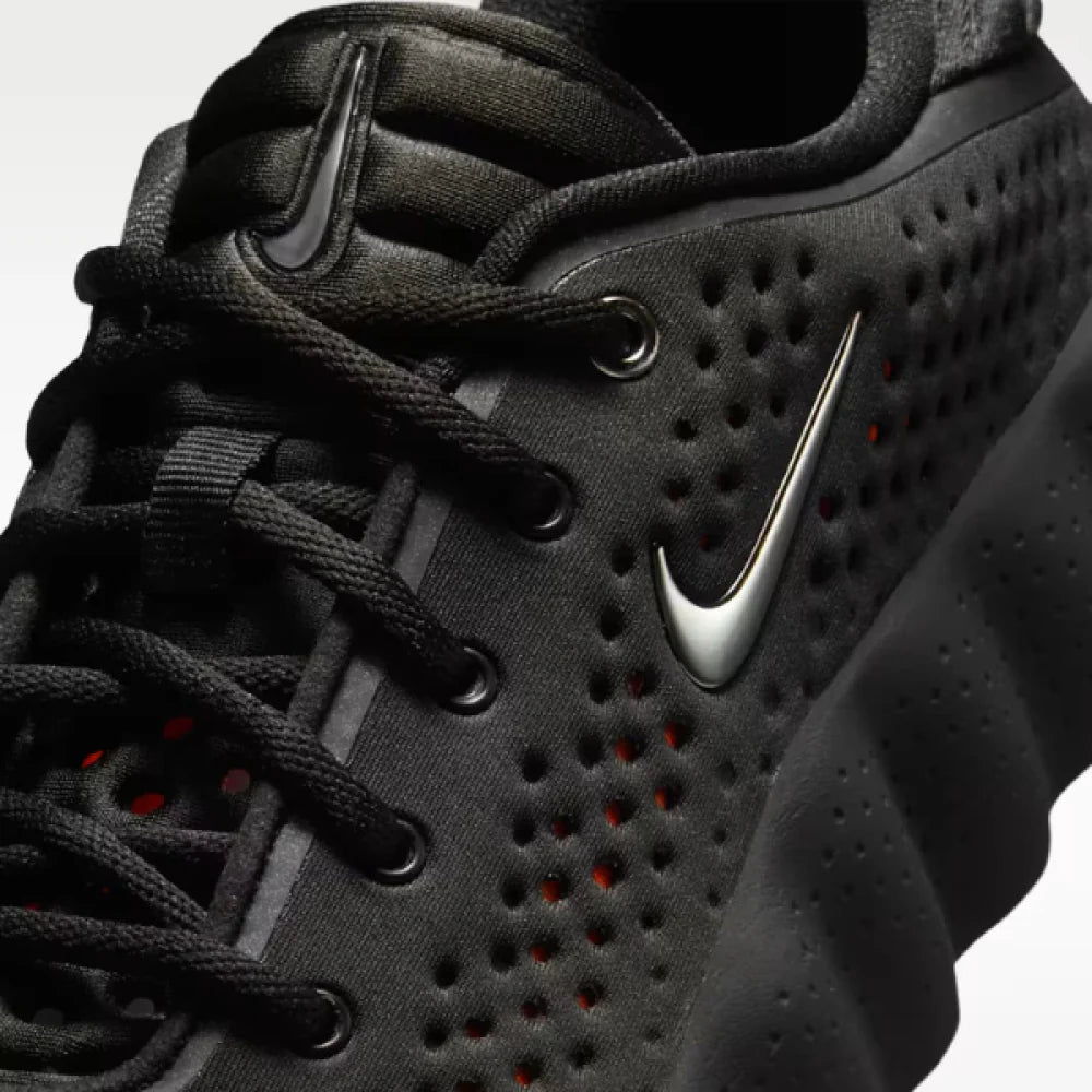 Nike Mind 002 black chrome
Unisex Shoes